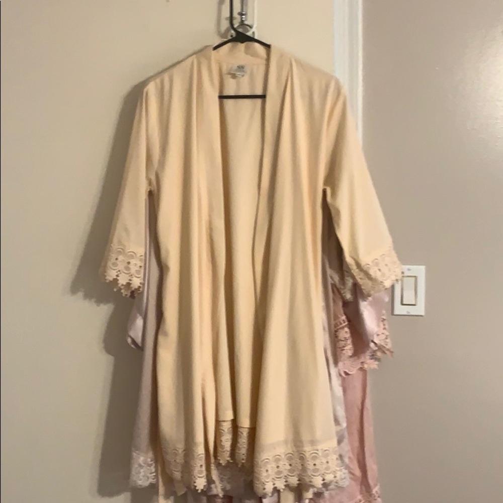 Bridesmaid Robe Bundle - Picture 2 of 5
